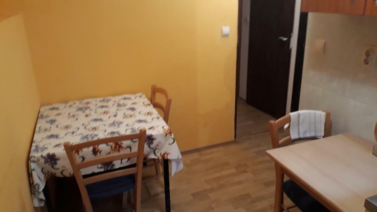 Vila Ruska Прчань Екстер'єр фото